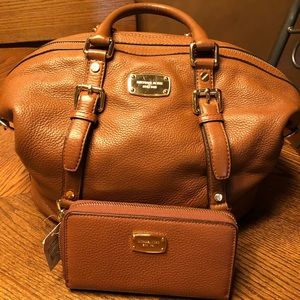 Michael Kors Bedford Bag with Matching Wallet
